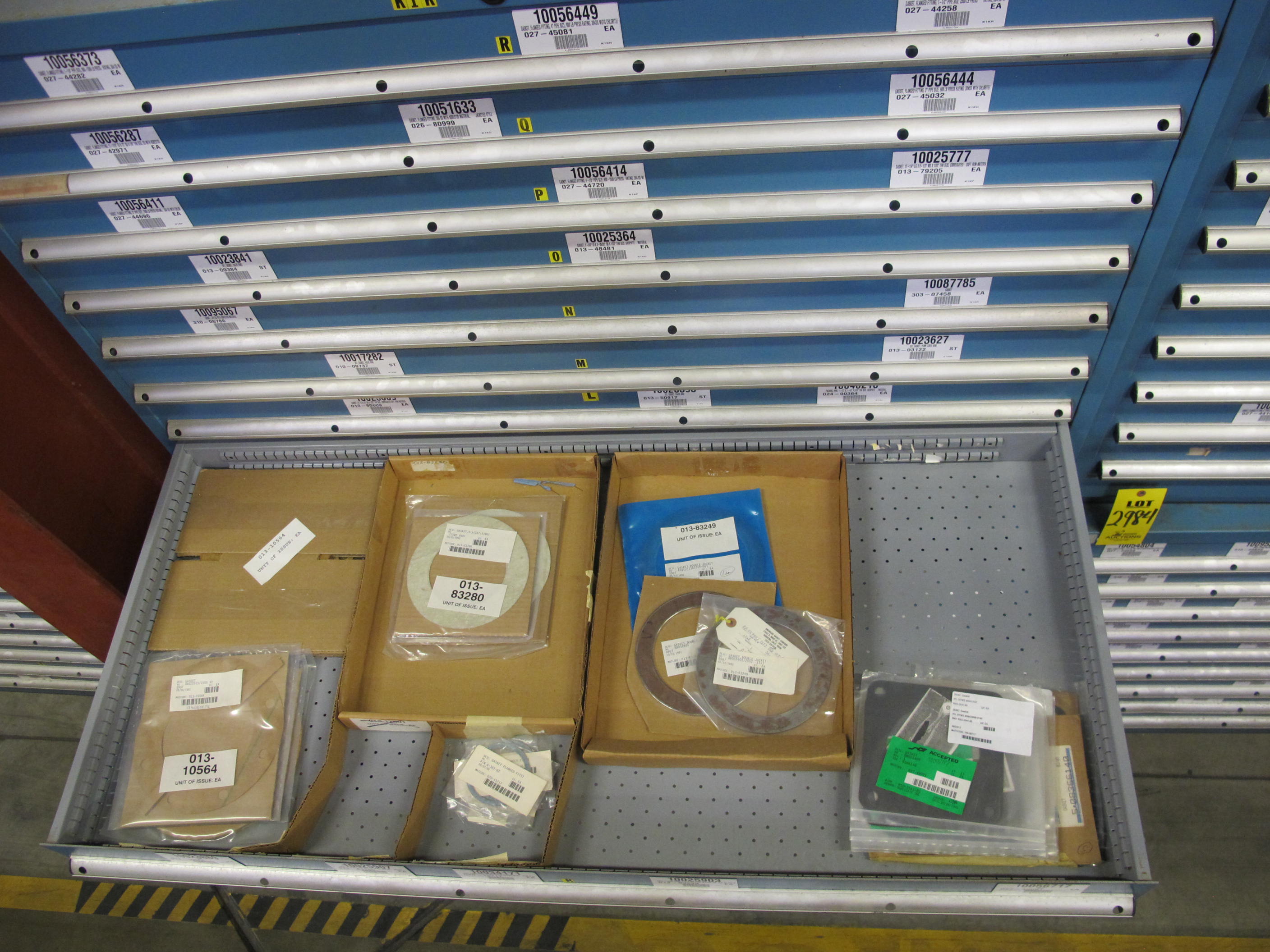 LISTA HEAVY DUTY 9-DRAWER PARTS CABINET W/ CONTENTS (W-50) LOADING & HANDLING FEE $25-